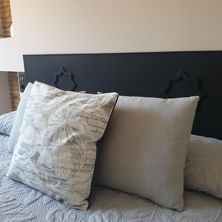 Apartamentos Turia Теруэль Экстерьер фото